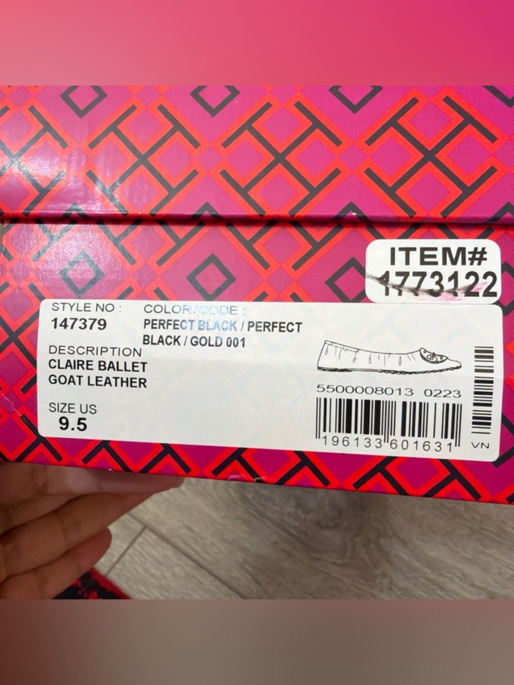 Tory Burch Black Leather Ballet Flats with Gold Logo - Picture 6 of 6